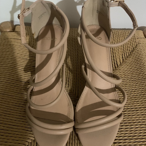 NOVO wedge strappy sand le nude size 7 - Picture 3 of 7